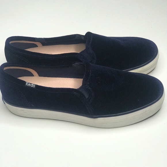 Keds Women’s Blue Velvet Double Decker Slip on Sneaker - Picture 3 of 8